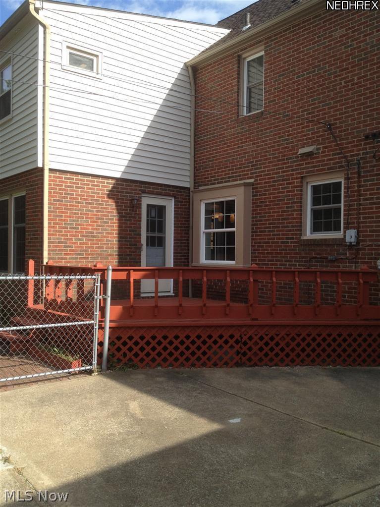 3825 Bushnell Road Cleveland, OH 44118 - Photo 2 of 25 Deck with Fenced Yard