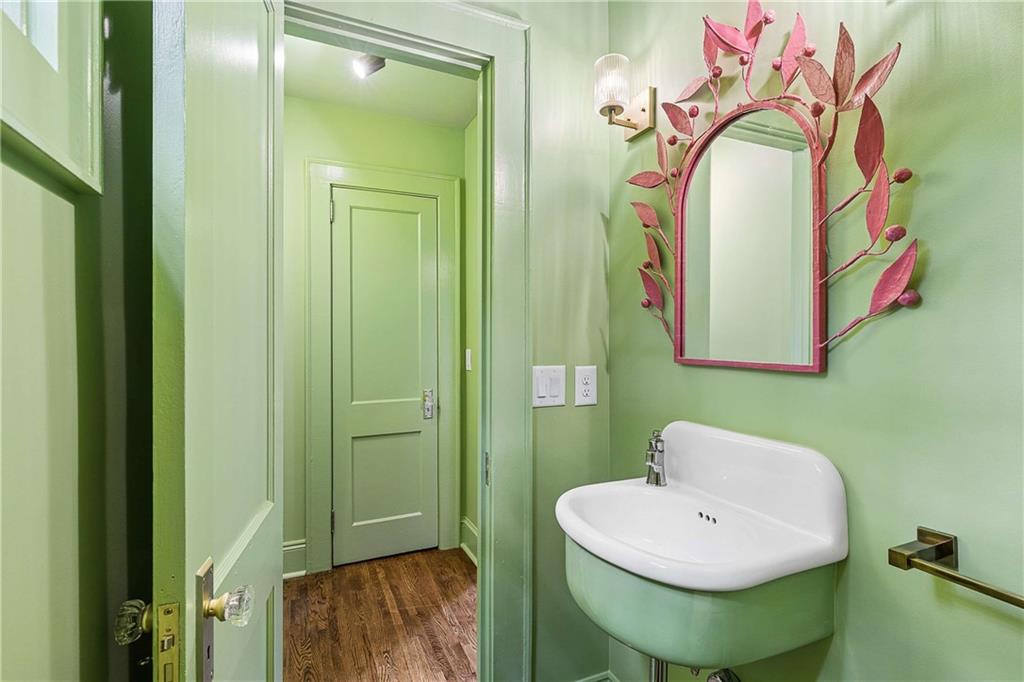 197 Bolling Road Northeast Atlanta, GA 30305 - Photo 19 of 42 Gallery Image 19
