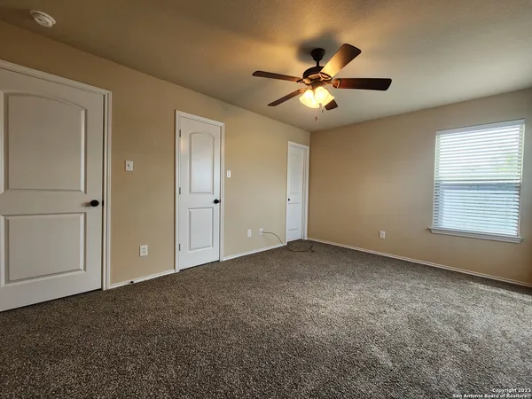 $1,425 | 303 Rosalie Drive, New Braunfels, TX 78130