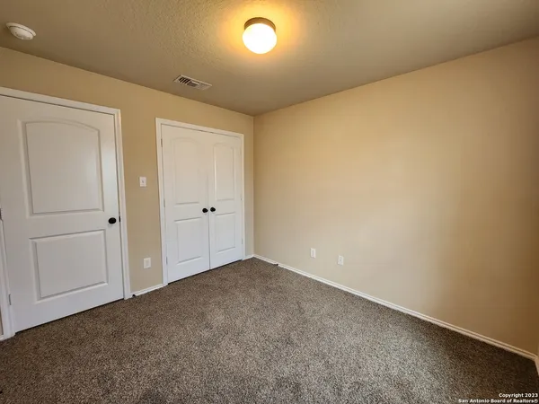 $1,425 | 303 Rosalie Drive, New Braunfels, TX 78130