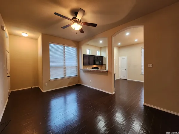 $1,425 | 303 Rosalie Drive, New Braunfels, TX 78130