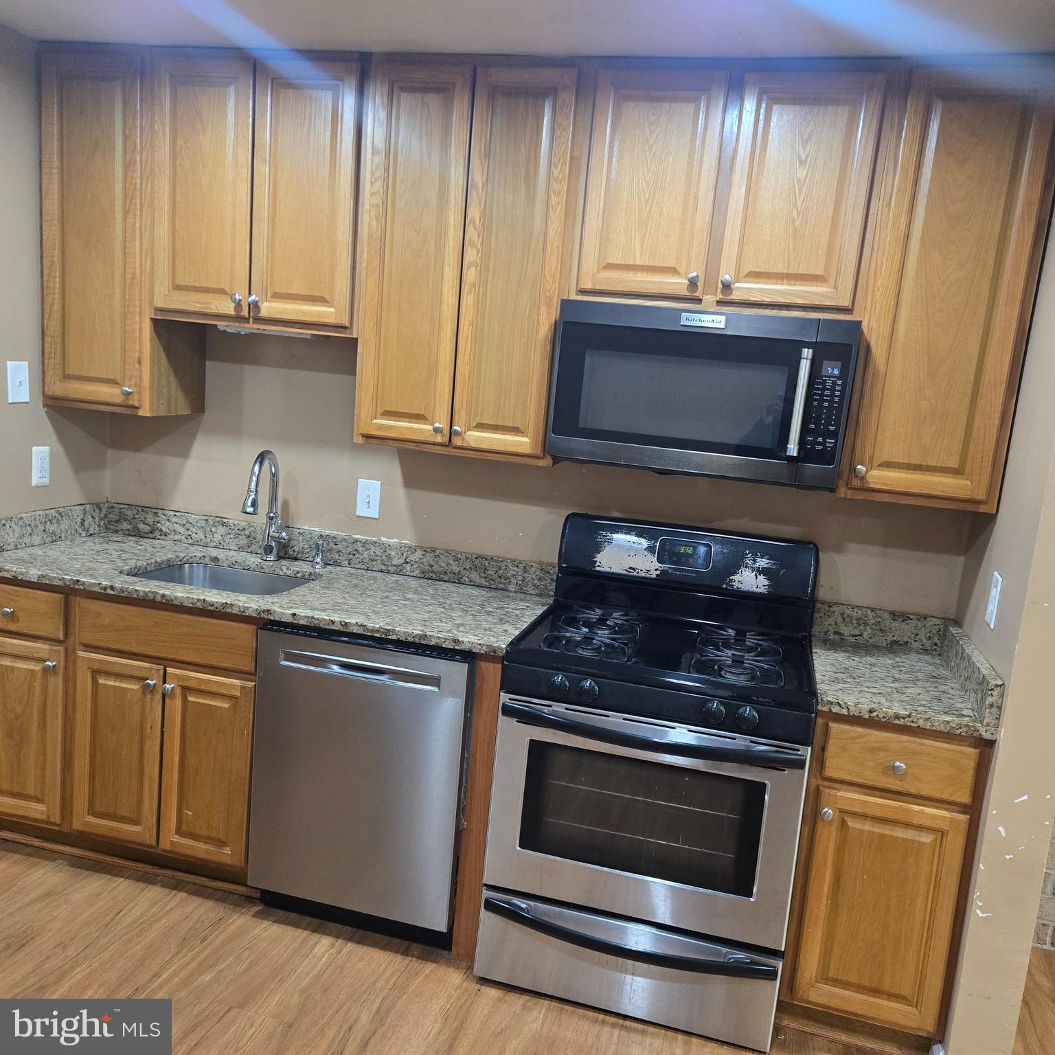 19319 Club House Road, Unit 101 Montgomery Village, MD 20886 - Photo 5 of 15
