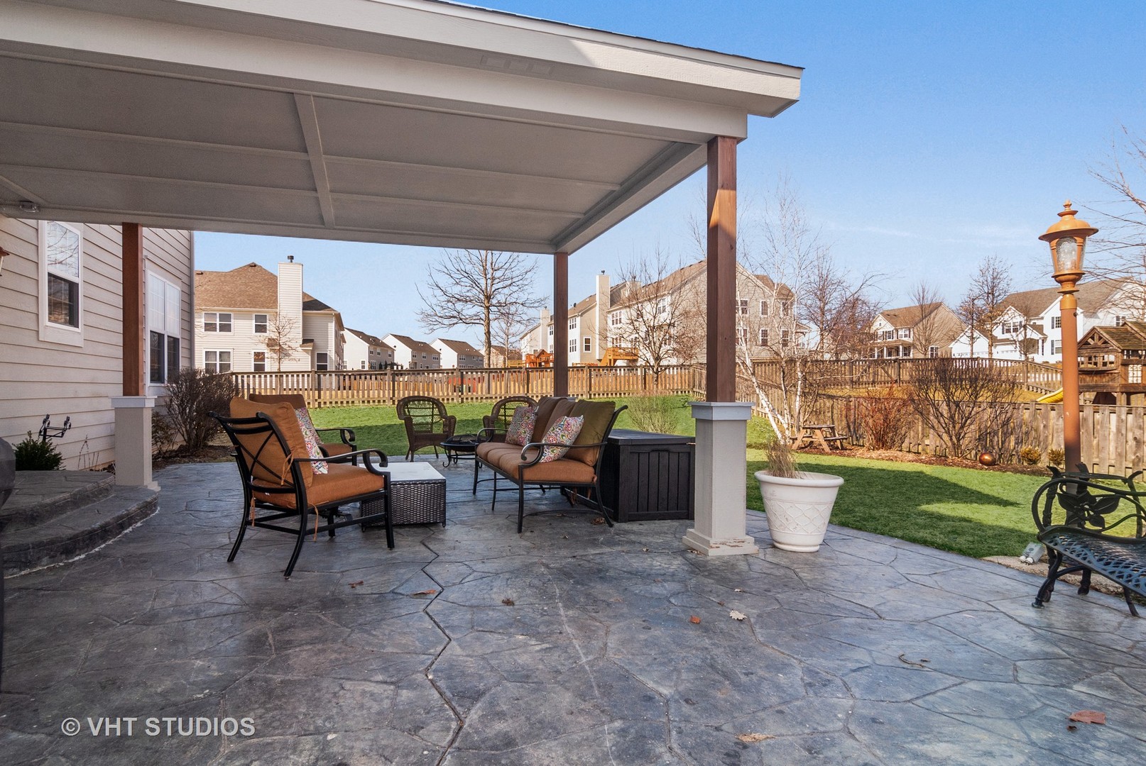 310 Monument Road Elgin, IL 60124 - Photo 27 of 33