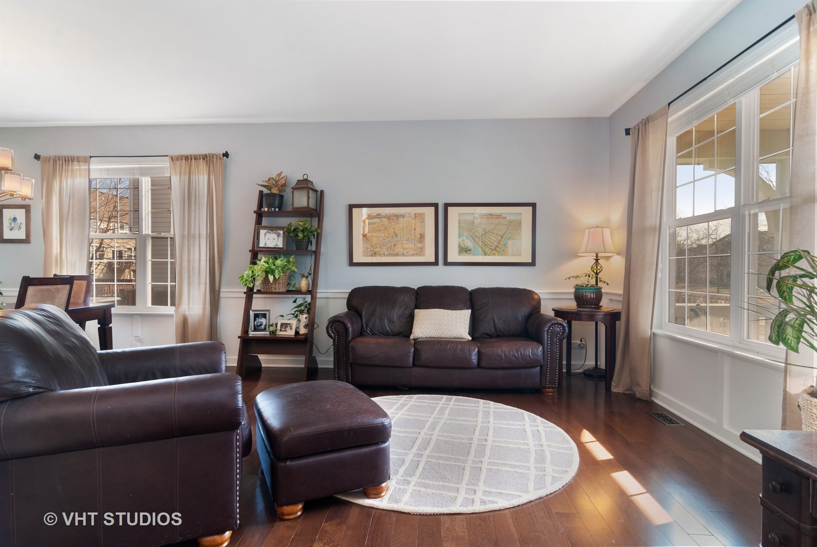310 Monument Road Elgin, IL 60124 - Photo 5 of 33