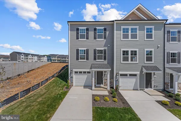 $2,100 | 501 Fontana Circle, Martinsburg, WV 25403
