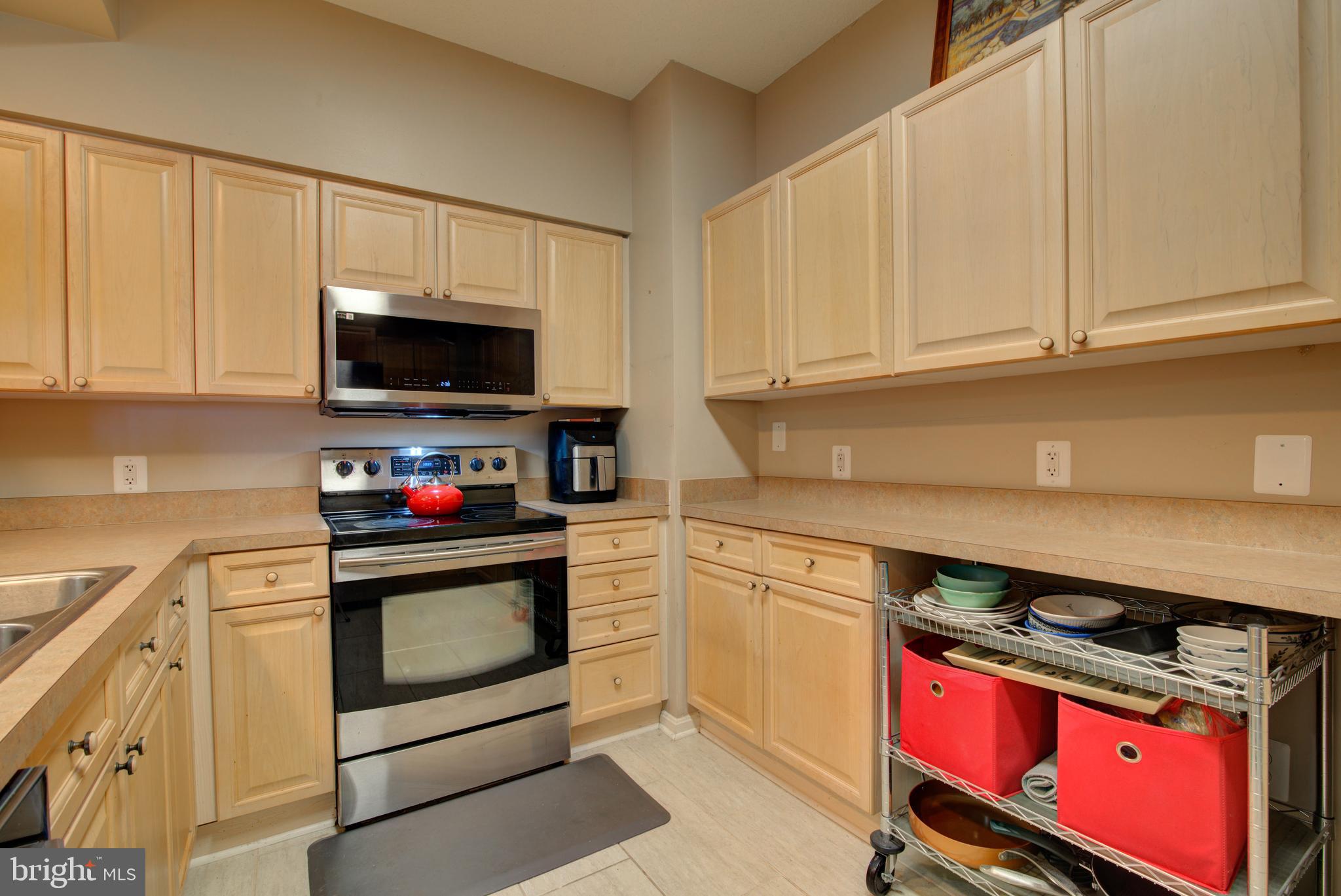 19365 Cypress Ridge Terrace, Unit 1102 Leesburg, VA 20176 - Photo 29 of 60