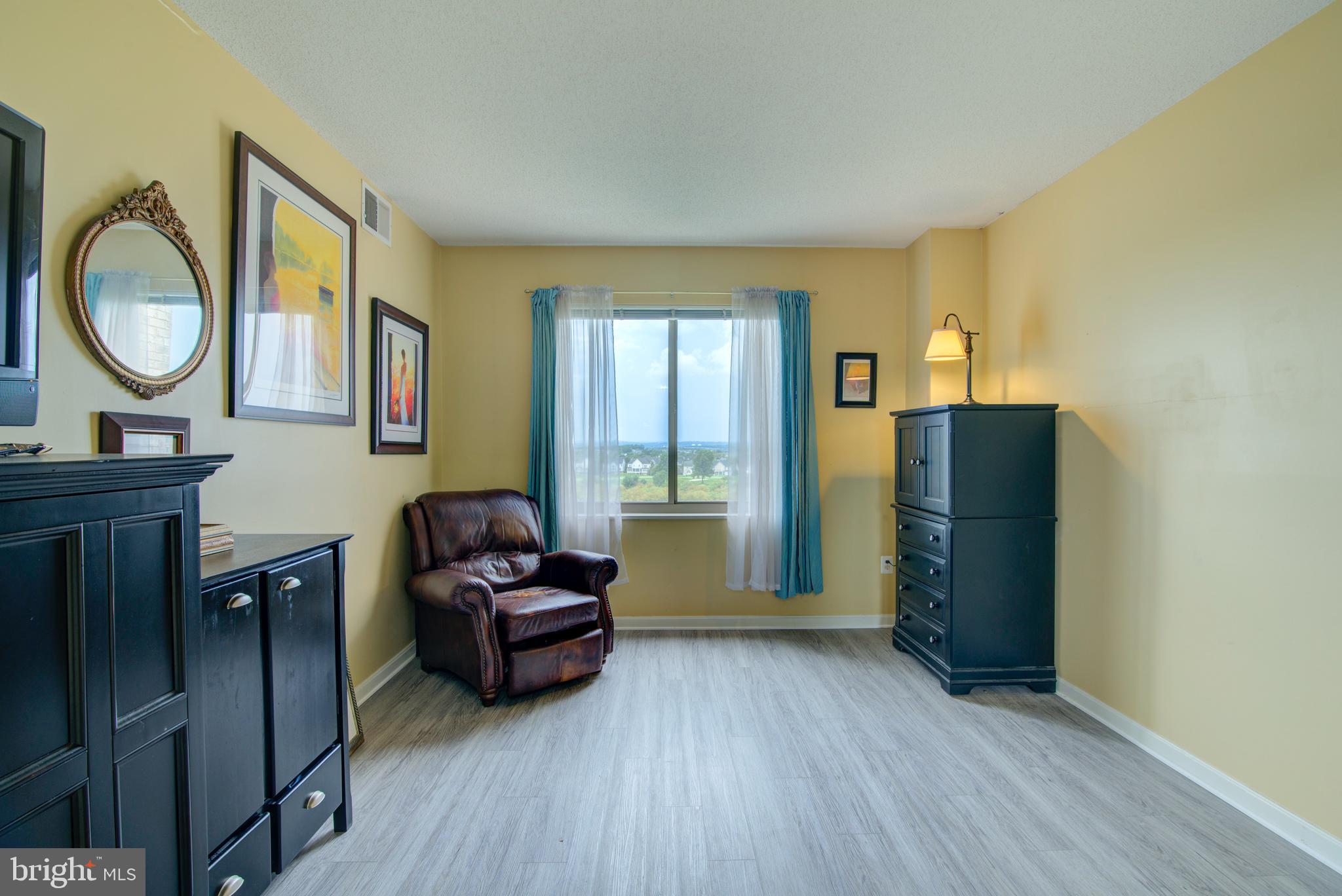 19365 Cypress Ridge Terrace, Unit 1102 Leesburg, VA 20176 - Photo 33 of 60 Primary bedroom