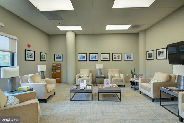 $389,000 | 19365 Cypress Ridge Terrace, Unit 1102, Leesburg, VA 20176