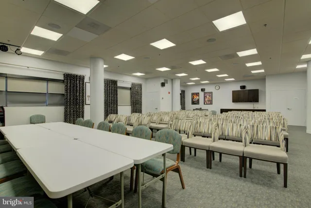 $389,000 | 19365 Cypress Ridge Terrace, Unit 1102, Leesburg, VA 20176