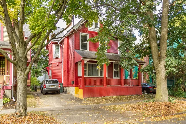 $1,450 | 81 Oxford Street, Unit 1, Rochester, NY 14607