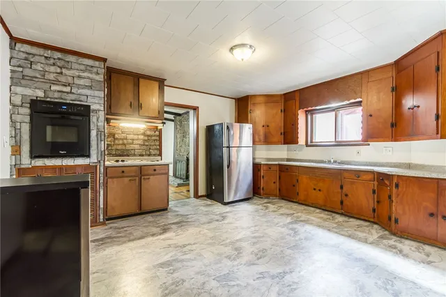 $1,450 | 81 Oxford Street, Unit 1, Rochester, NY 14607