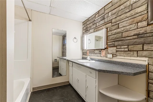 $1,450 | 81 Oxford Street, Unit 1, Rochester, NY 14607