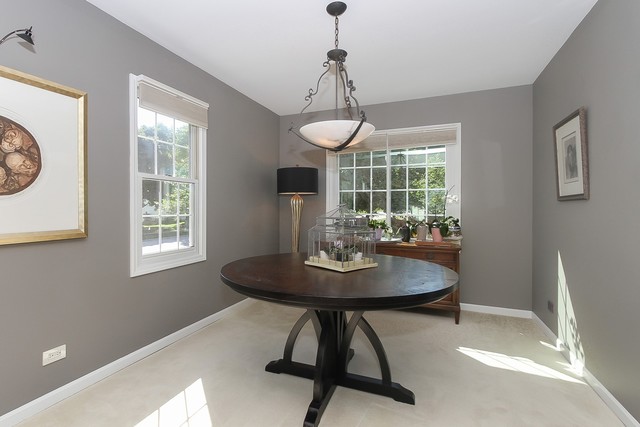 2850 Randall Ridge Drive Elgin, IL 60124 - Photo 8 of 19 a dining room with furniture a chandelier and window