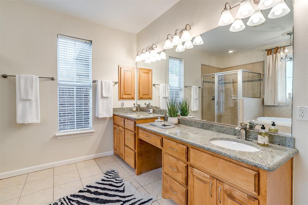 2314 West Rosedale Street South Fort Worth, TX 76110 - Photo 27 of 40