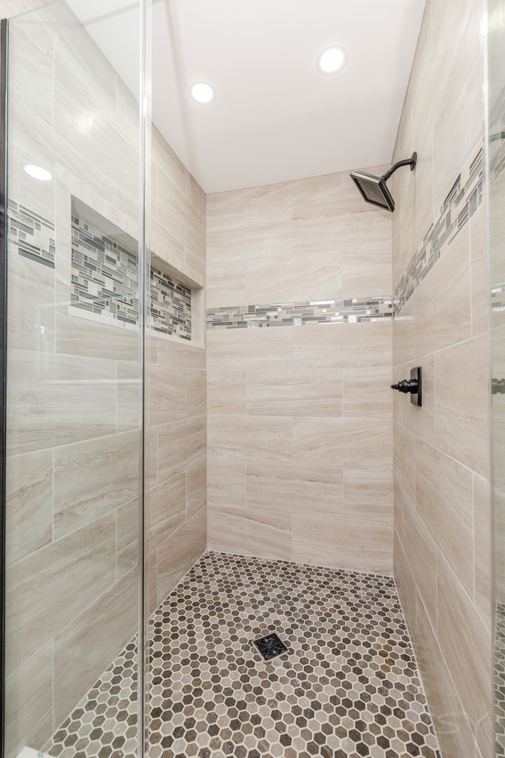 704 North Rose Farm Road Woodstock, IL 60098 - Photo 28 of 64