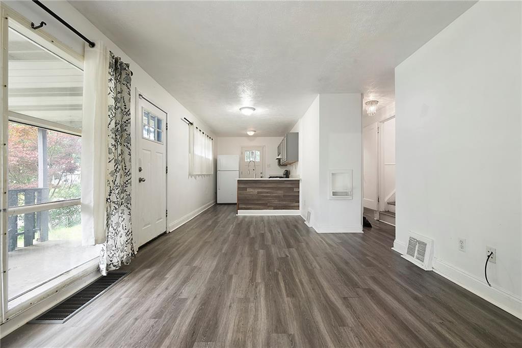 753 Jefferson Road Pittsburgh, PA 15235 - Photo 7 of 27 Gallery Image 7