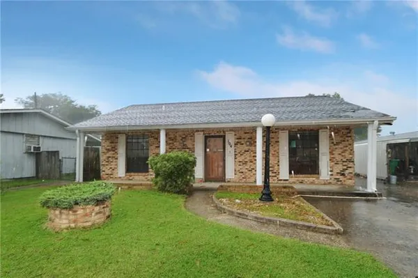 $90,000 | 104 Anne Drive, Avondale, LA 70094