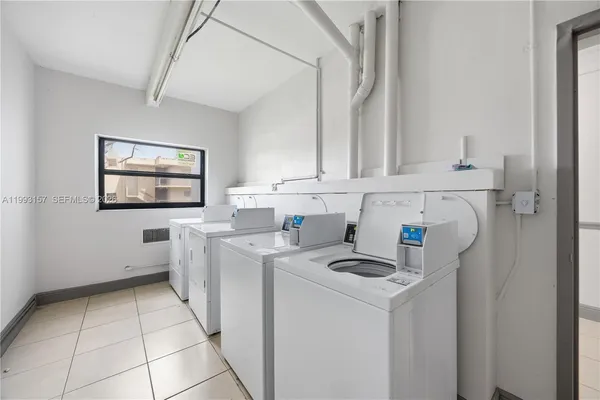 $2,200 | 10431 North Kendall Drive, Unit D204, Miami, FL 33176