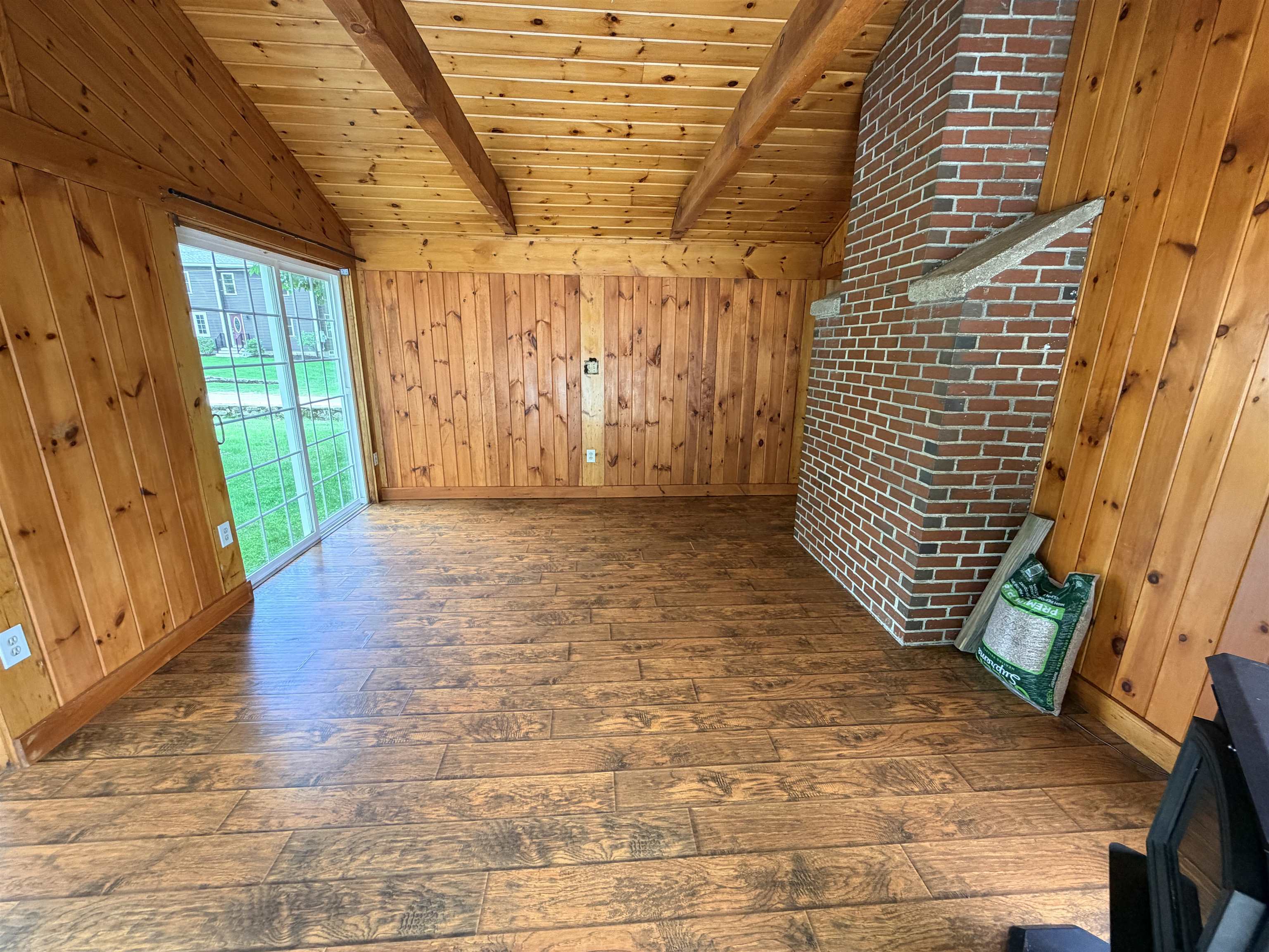 4 Autumn Street Rochester, NH 03868 - Photo 23 of 59