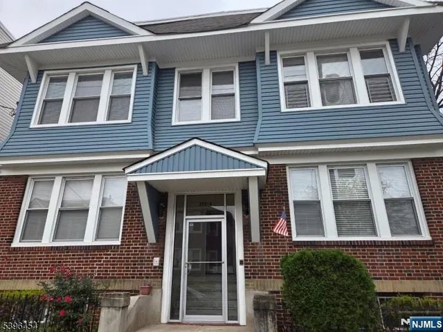 $2,000 | 292 Leslie Street, Unit 292, Newark, NJ 07112
