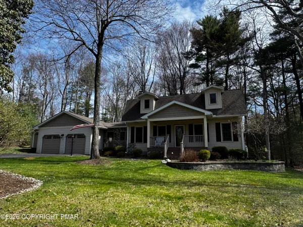 $399,900 | 2656 Rising Hill Drive, Saylorsburg, PA 18353
