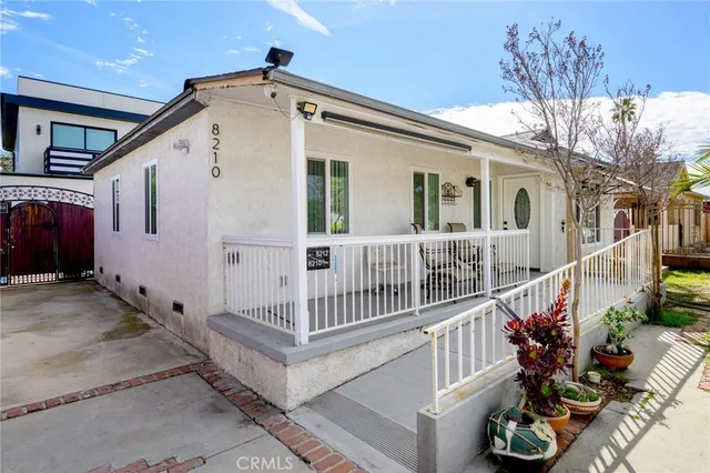 $2,650 | 8210 Laurelgrove Avenue, North Hollywood, CA 91605