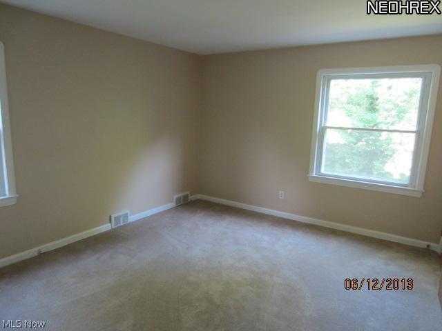 1499 Chestnut Road Independence, OH 44131 - Photo 7 of 16