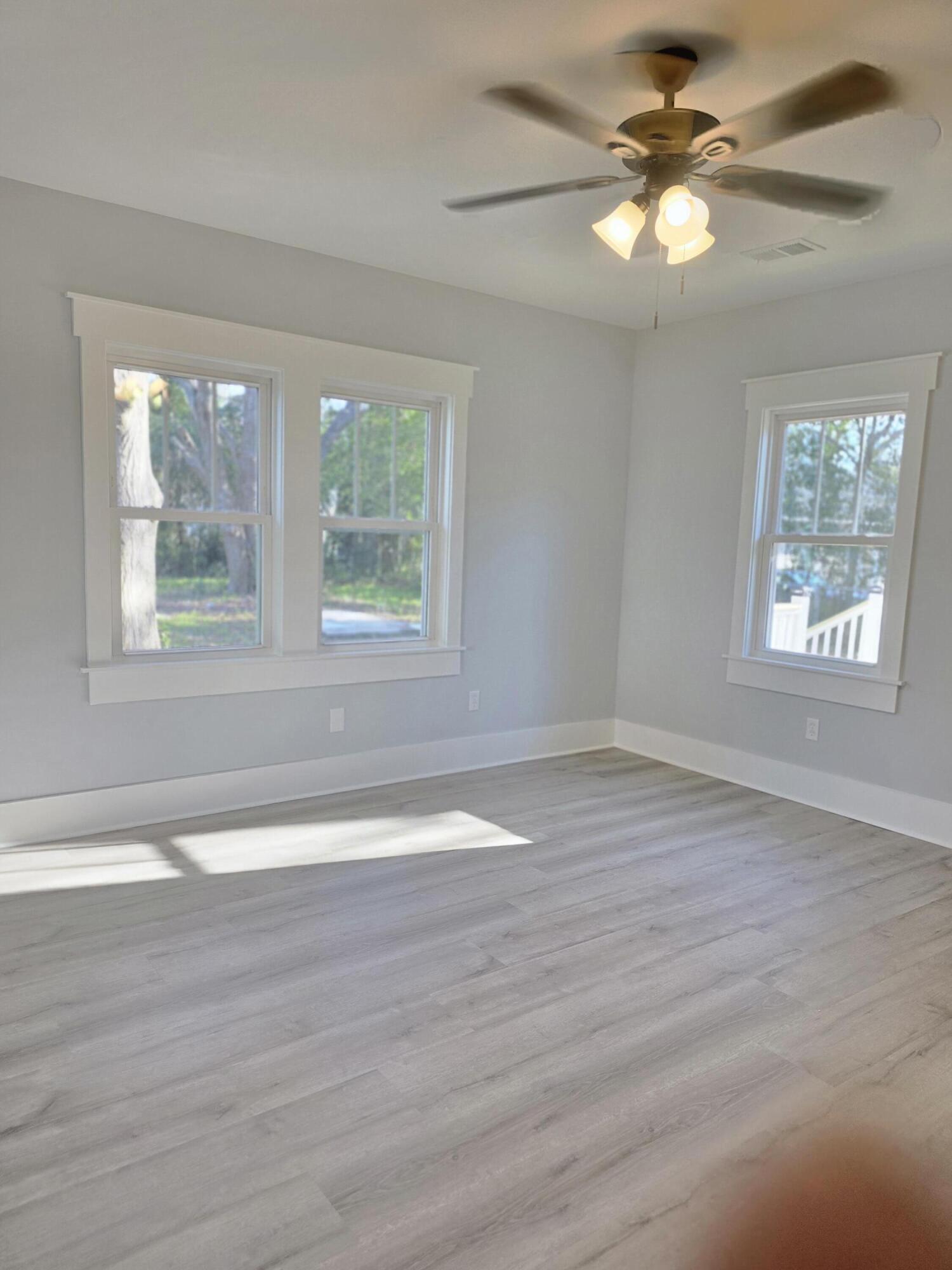 203 East George Street St. George, SC 29477 - Photo 16 of 29