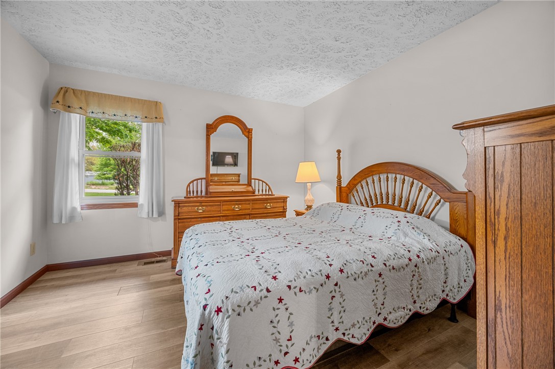 148 East Steidl Road Paris, IL 61944 - Photo 9 of 32