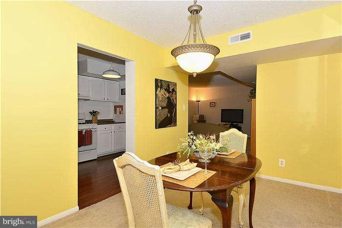 11835 Shire Court, Unit 21B Reston, VA 20191 - Photo 7 of 14 Dining Room