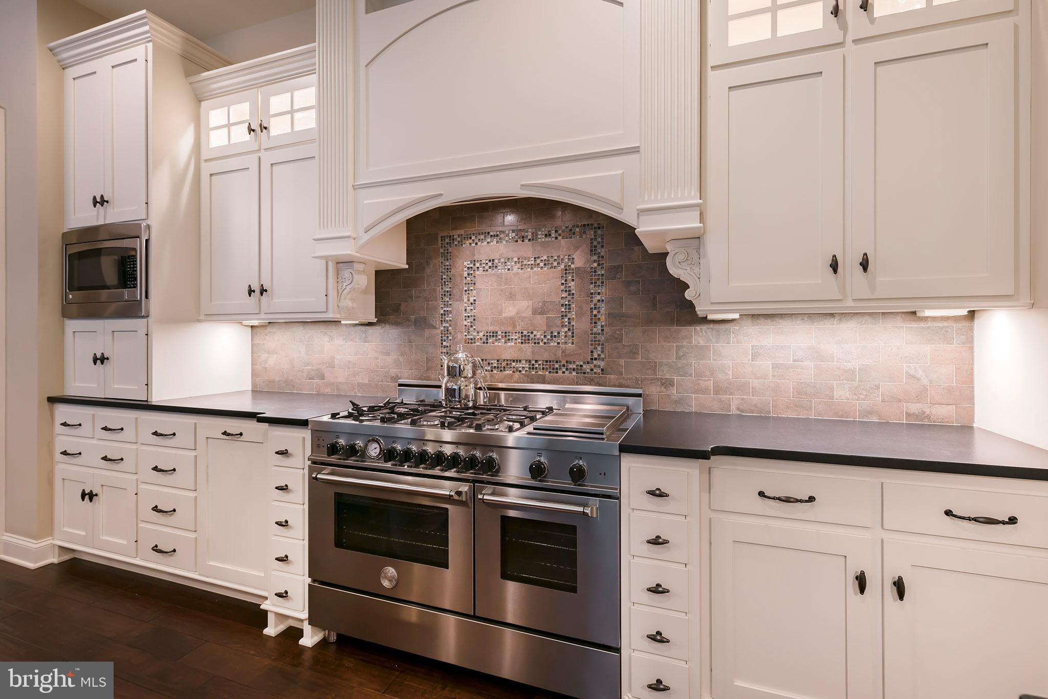 605 Bent Creek Drive Lititz, PA 17543 - Photo 17 of 43