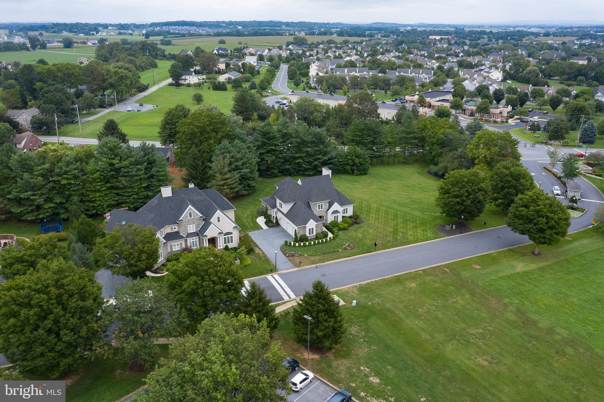 605 Bent Creek Drive Lititz, PA 17543 - Photo 3 of 43