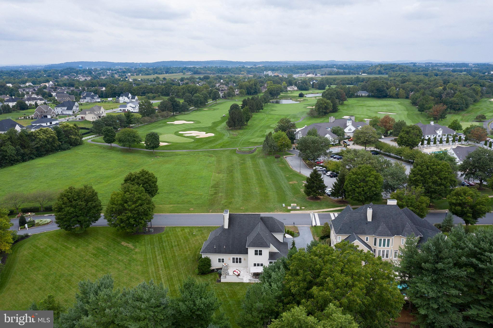 605 Bent Creek Drive Lititz, PA 17543 - Photo 4 of 43
