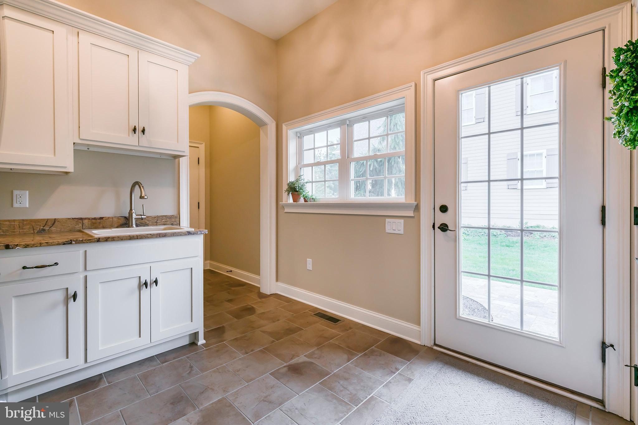 605 Bent Creek Drive Lititz, PA 17543 - Photo 39 of 43