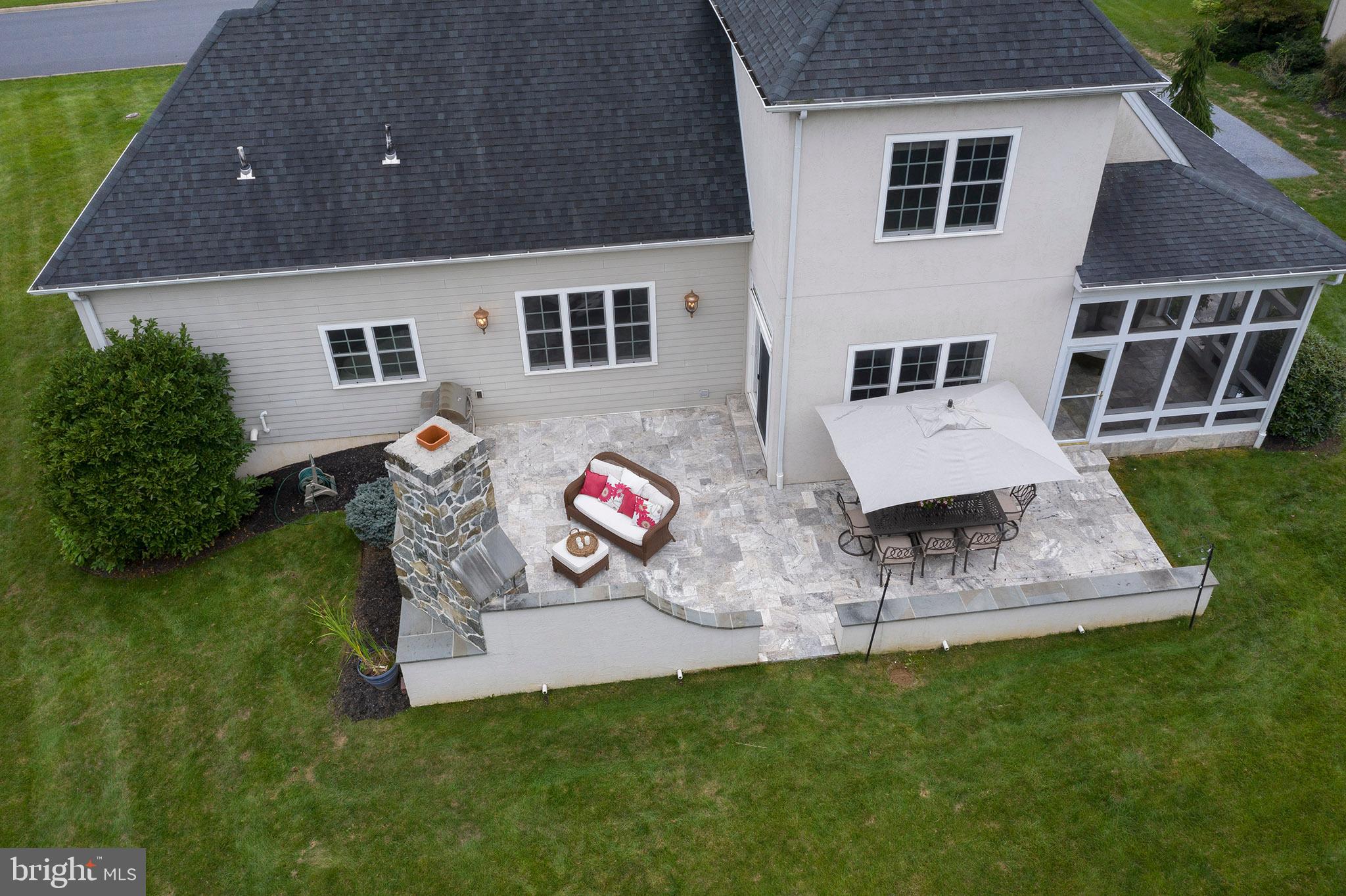 605 Bent Creek Drive Lititz, PA 17543 - Photo 8 of 43