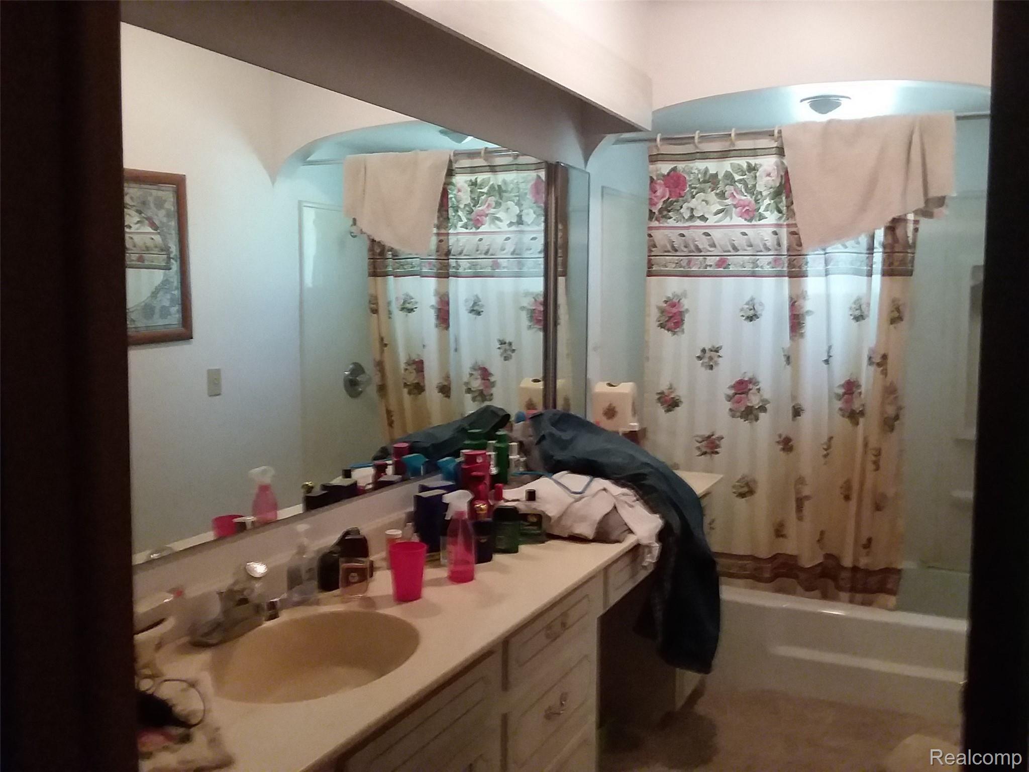 2745 North Huron Road Pinconning, MI 48650 - Photo 26 of 28 20210706_133817.jpg