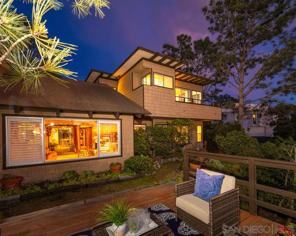 692 Rimini Road Del Mar, CA 92014 - Photo 22 of 25