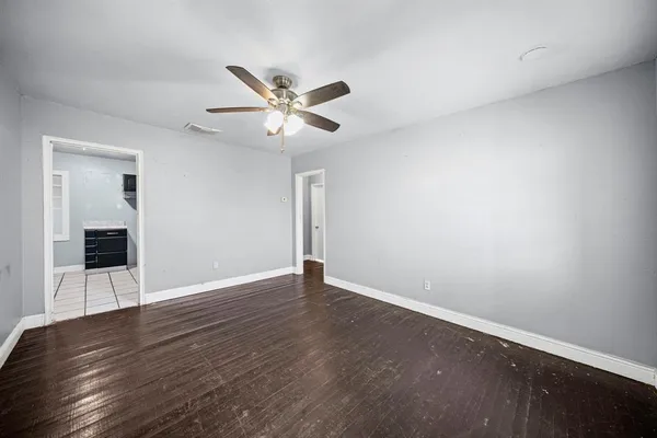 $210,000 | 660 Schieme Street, River Oaks, TX 76114