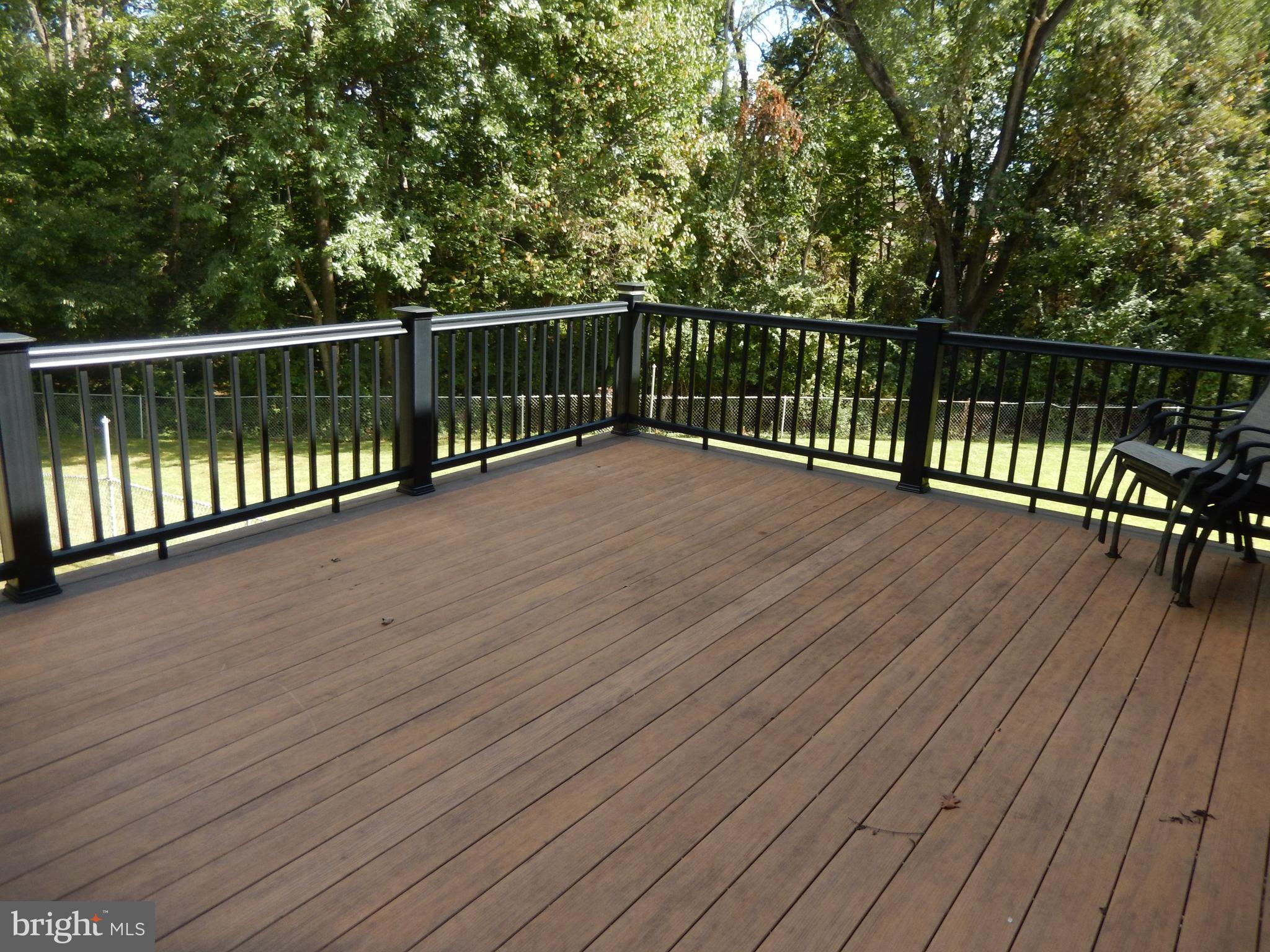 3507 Teton Road Philadelphia, PA 19154 - Photo 4 of 29 Composite Deck