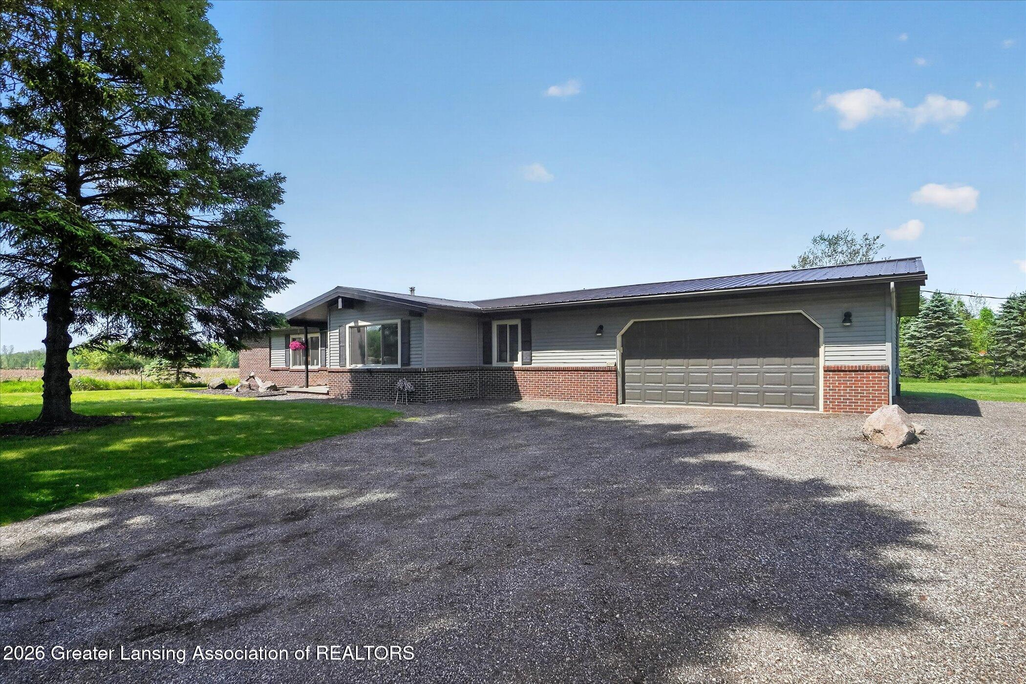 6275 South Morrice Road Perry, MI 48872 - Photo 2 of 60 02-6275-Morrice-Rd-Windowstill