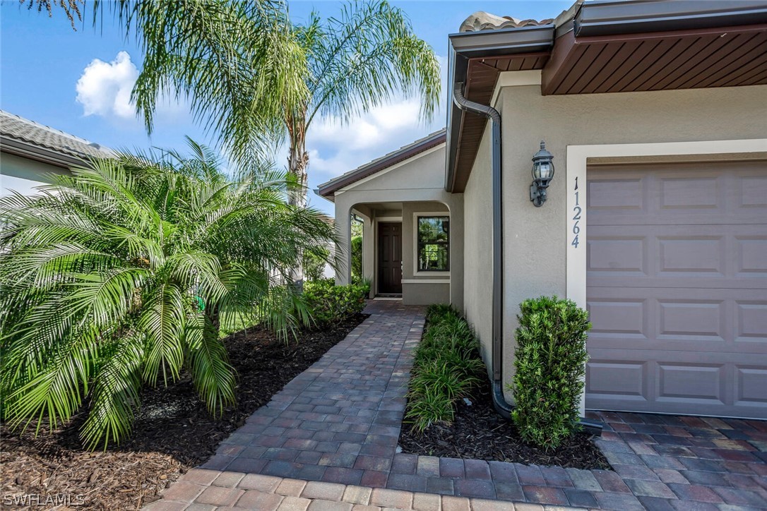 11264 Carlingford Road Fort Myers, FL 33913 - Photo 8 of 33 Gallery Image 8