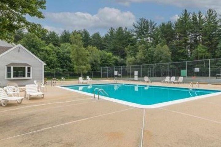 313 Spring Brook Circle Portsmouth, NH 03801 - Photo 7 of 17