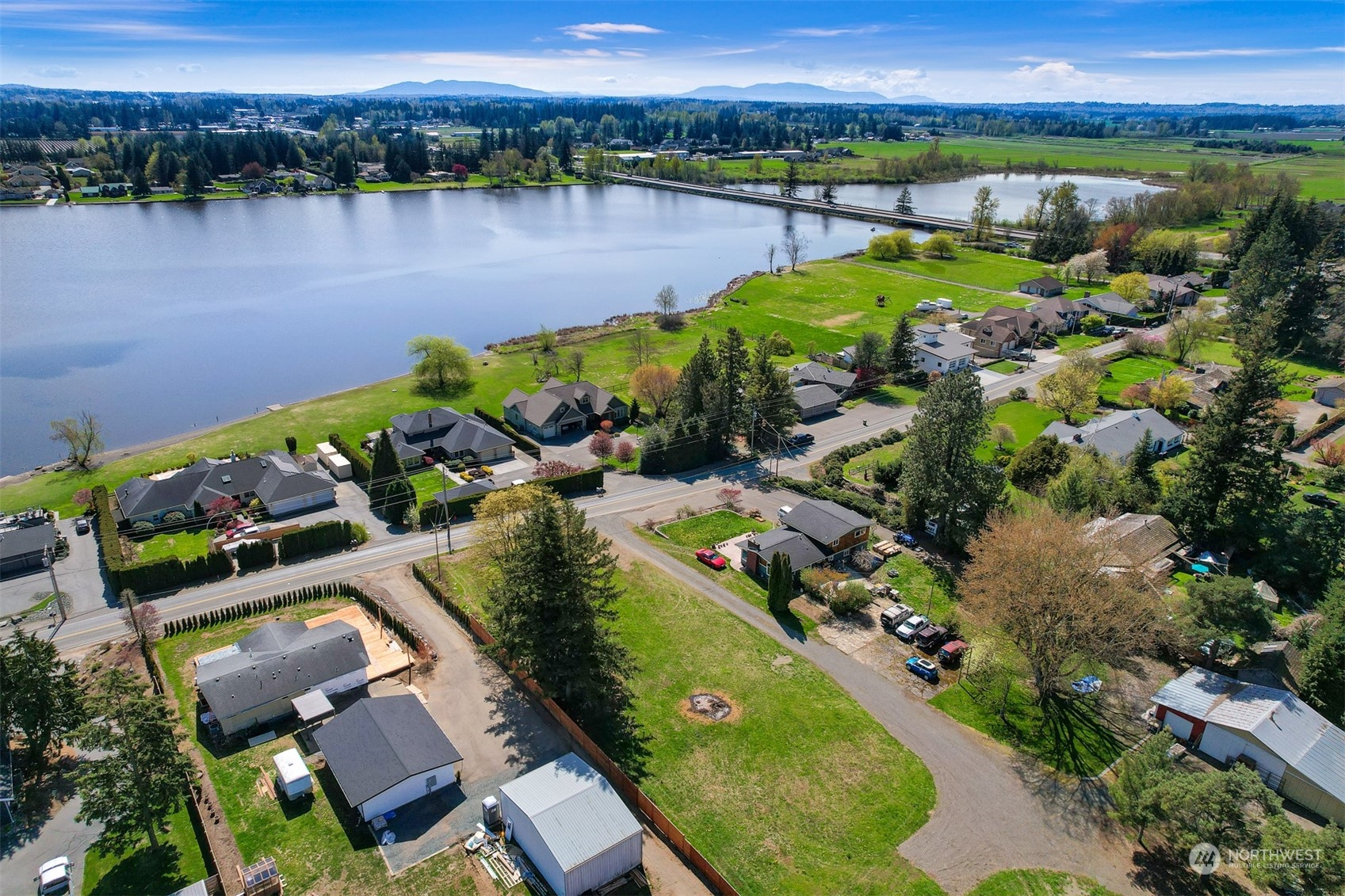 206 East Wiser Lake Road Lynden, WA 98264 - Photo 10 of 12 Gallery Image 10