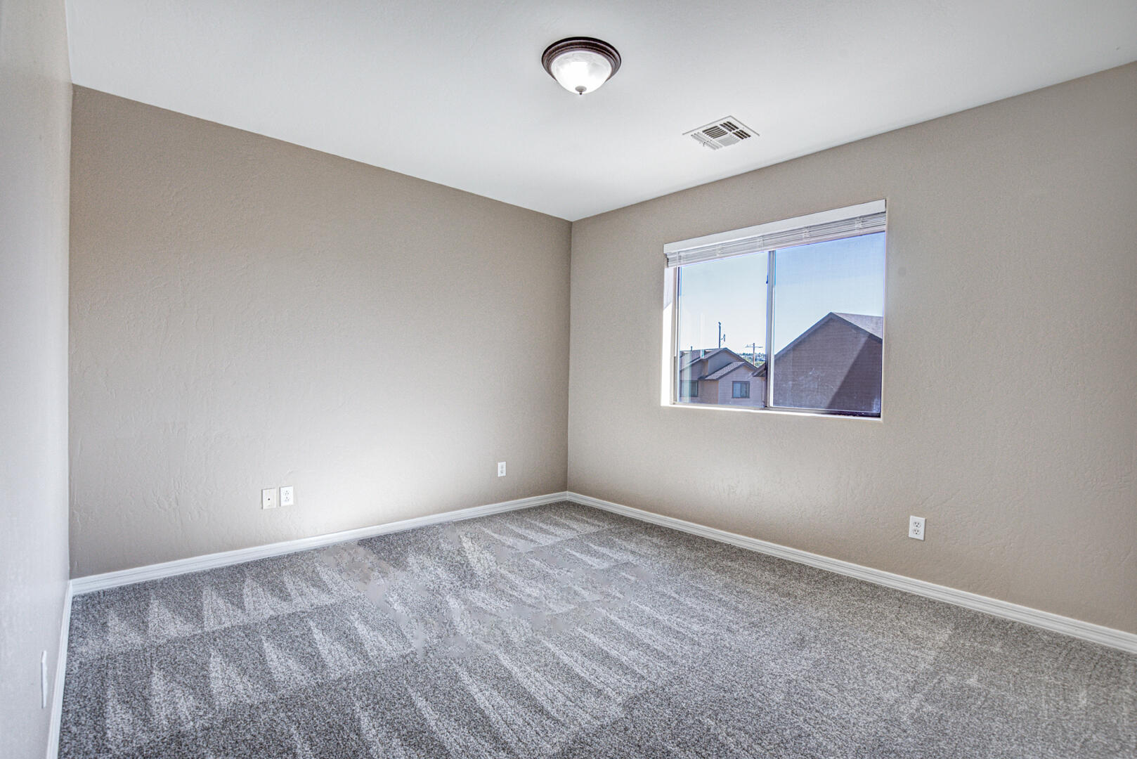 308 West Frontier Street, Unit G Payson, AZ 85541 - Photo 26 of 35 Bedroom 3