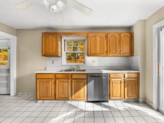 $539,900 | 81 Spring Street, Wakefield, MA 01880