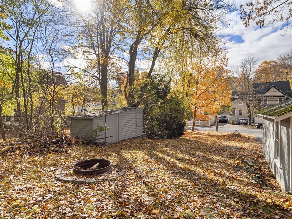 81 Spring Street Wakefield, MA 01880 - Photo 4 of 25 Gallery Image 4