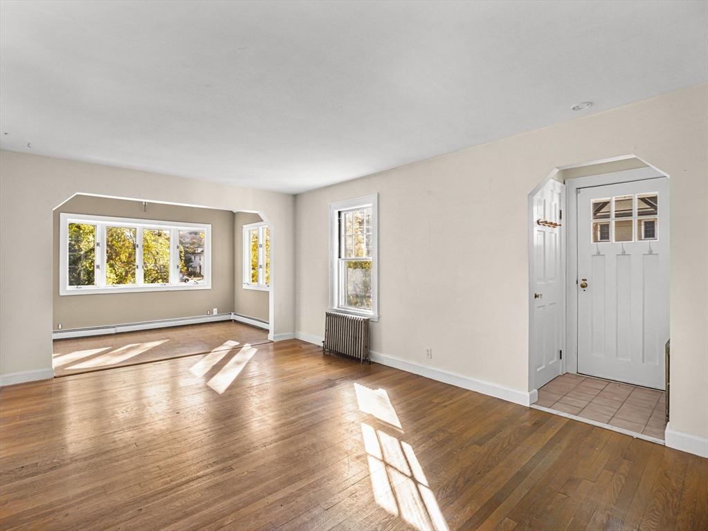 81 Spring Street Wakefield, MA 01880 - Photo 7 of 25 Gallery Image 7