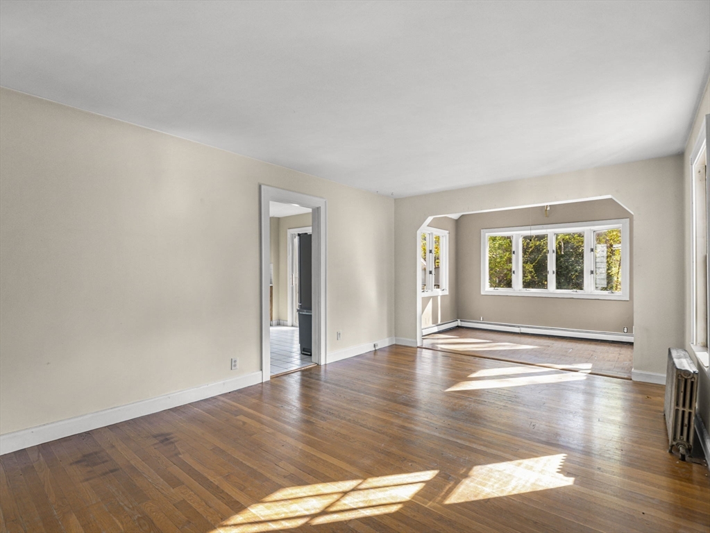 81 Spring Street Wakefield, MA 01880 - Photo 10 of 25 Gallery Image 10