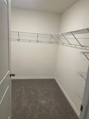 $2,200 | 11299 Southeast 67th Circle, Belleview, FL 34420