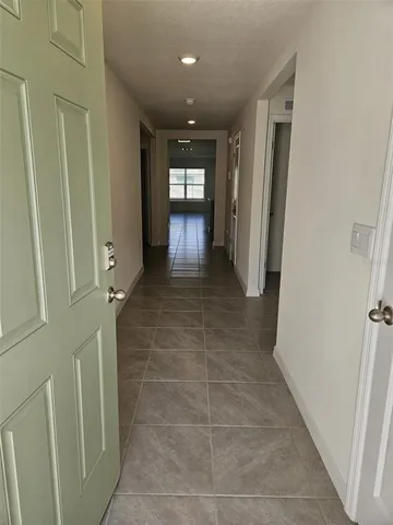 $2,200 | 11299 Southeast 67th Circle, Belleview, FL 34420